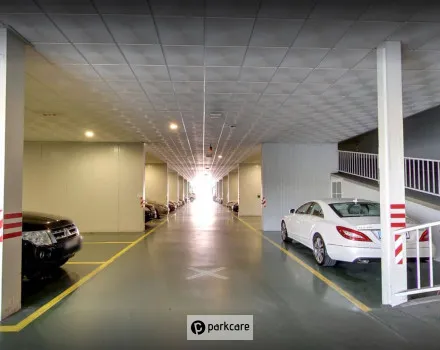 Parking Picasso M&aacute;laga imagen 2